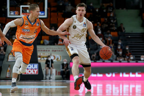 面对阿森纳 面对阿森纳