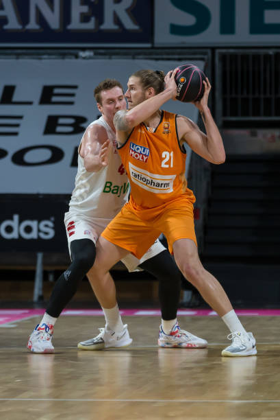 对阵老鹰的 对阵老鹰的